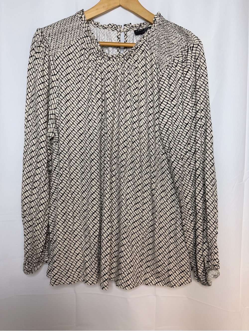 Lane Bryant long sleeve top women’s plus size 14/16